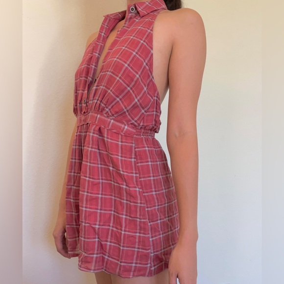 BACKLESS RED ROMPER - Picture 3 of 4